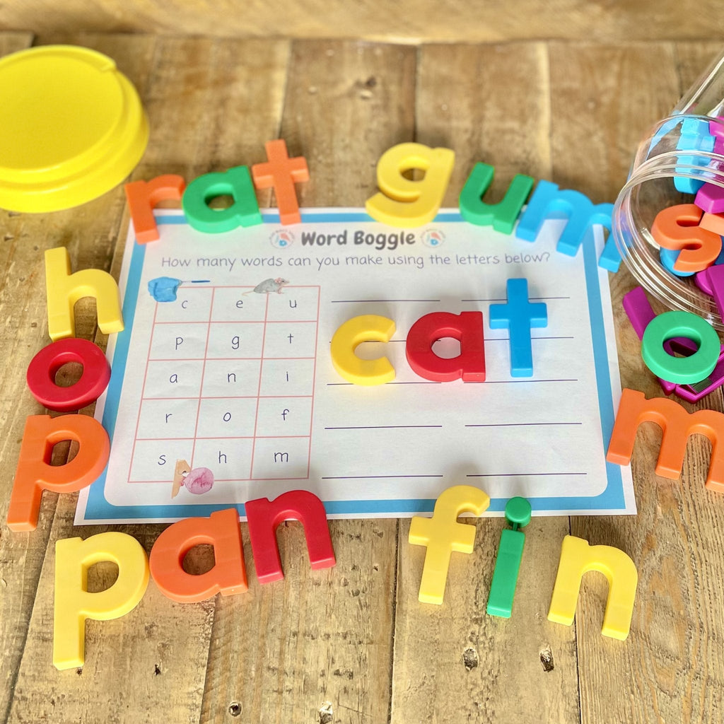 Phonics Activity Pack Phase 2 Word Boggle